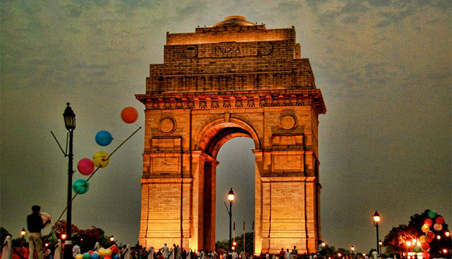Honoring Heroes: Exploring India Gate with Plan New Trip